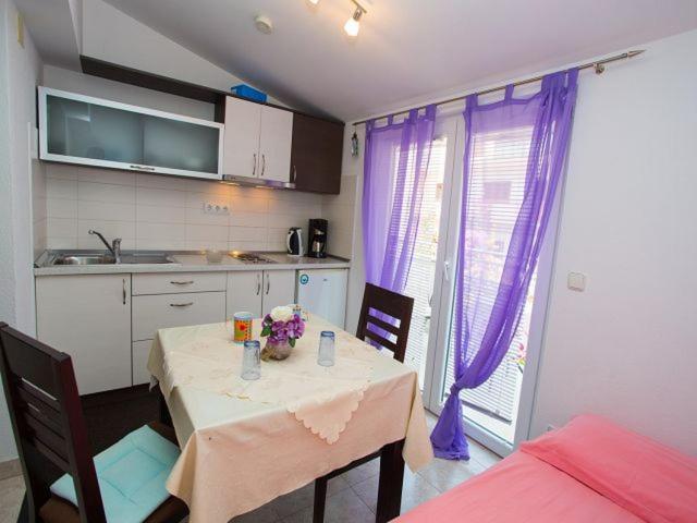 Apartmani Dana Makarska Ngoại thất bức ảnh