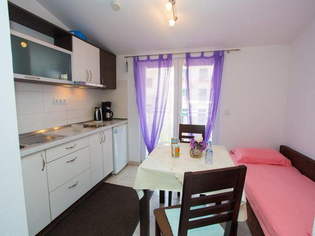 Apartmani Dana Makarska Ngoại thất bức ảnh