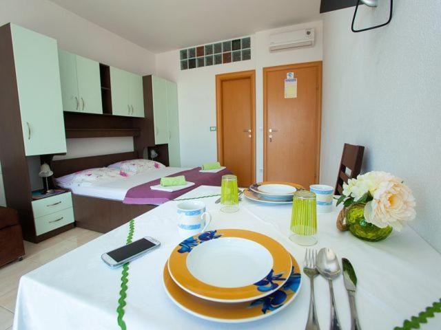 Apartmani Dana Makarska Ngoại thất bức ảnh
